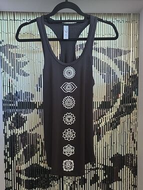 Black Chakra Graphic 7 Rainbow Swarovski Crystals Racerback Tank Top Size Small